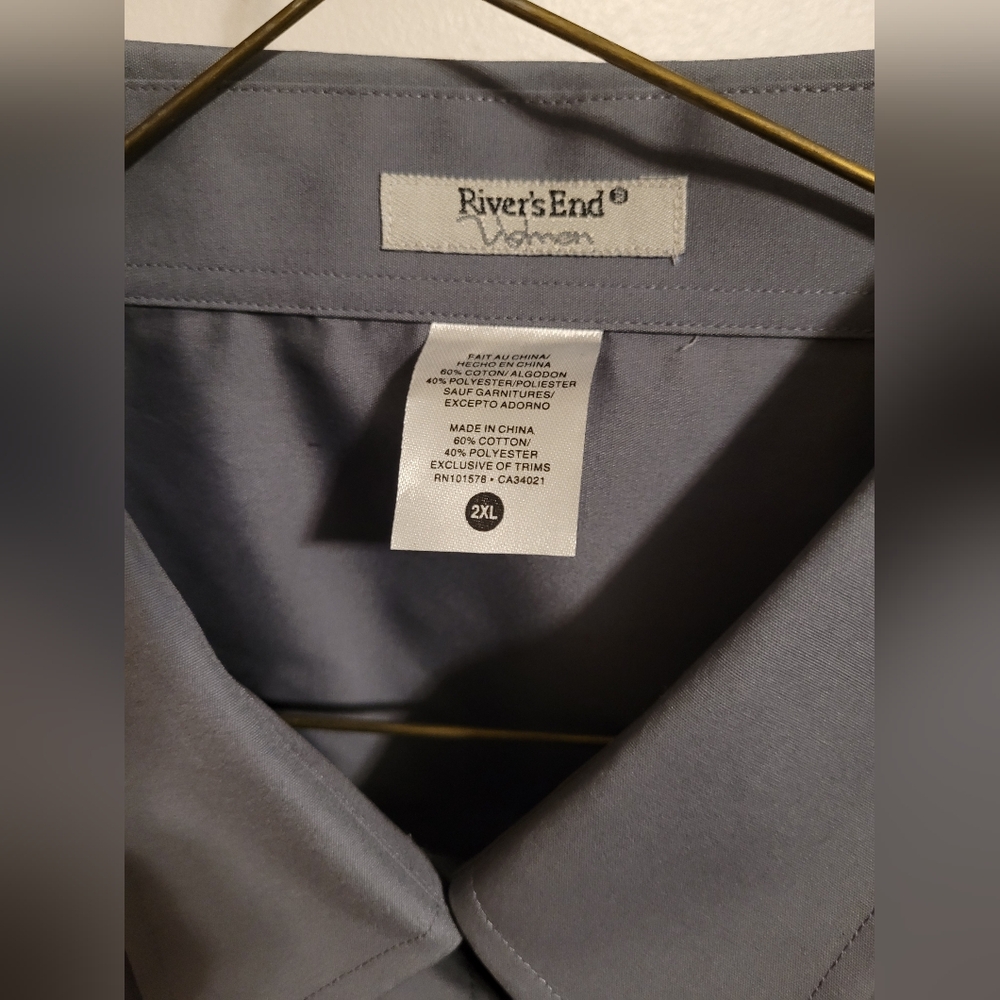 River End womens gray button down shirt size 2X - Picture 2 of 2
